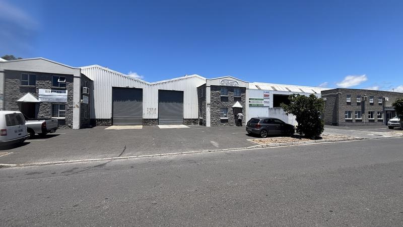 To Let commercial Property for Rent in Maitland Western Cape